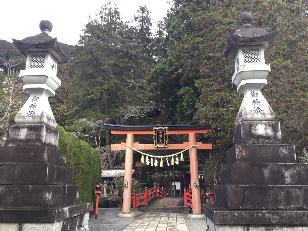 天河大辨財天社